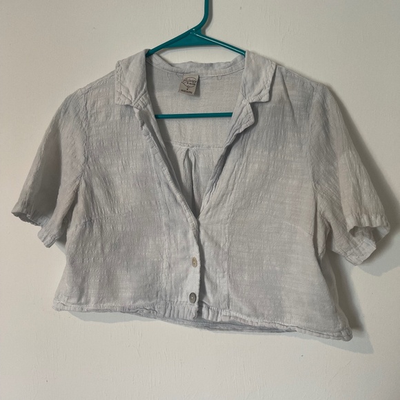 Blanco By Nature Tops - Blanca by Nature Linen Cropped Button Blouse Made in Peru S